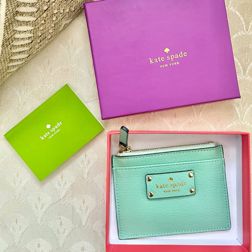 NWT - Kate Spade Small Wallet - Card And Money Holder